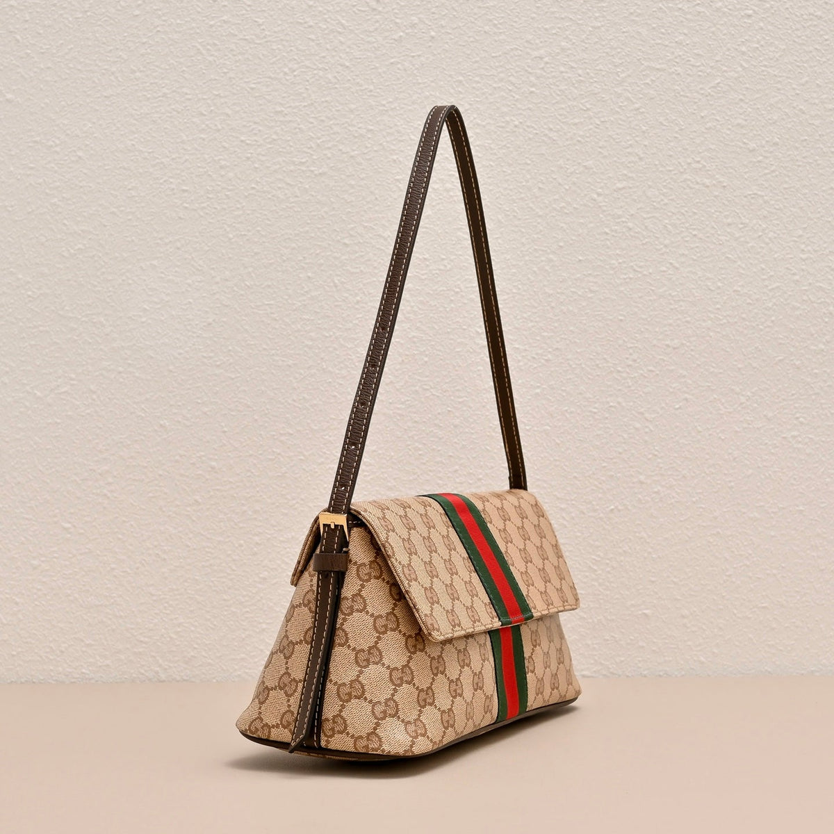 GUCCI GG Madison Shoulder Bag-874744
